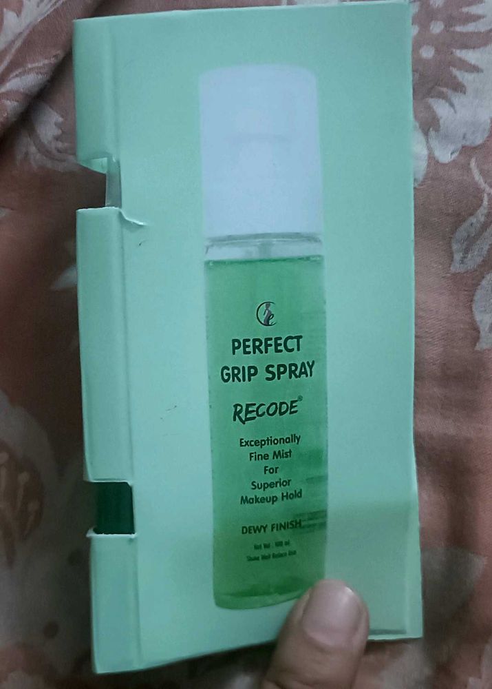 Recode Perfect Grip Spray
