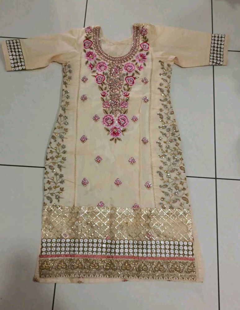 Embroidered Kurta set with Dupatta