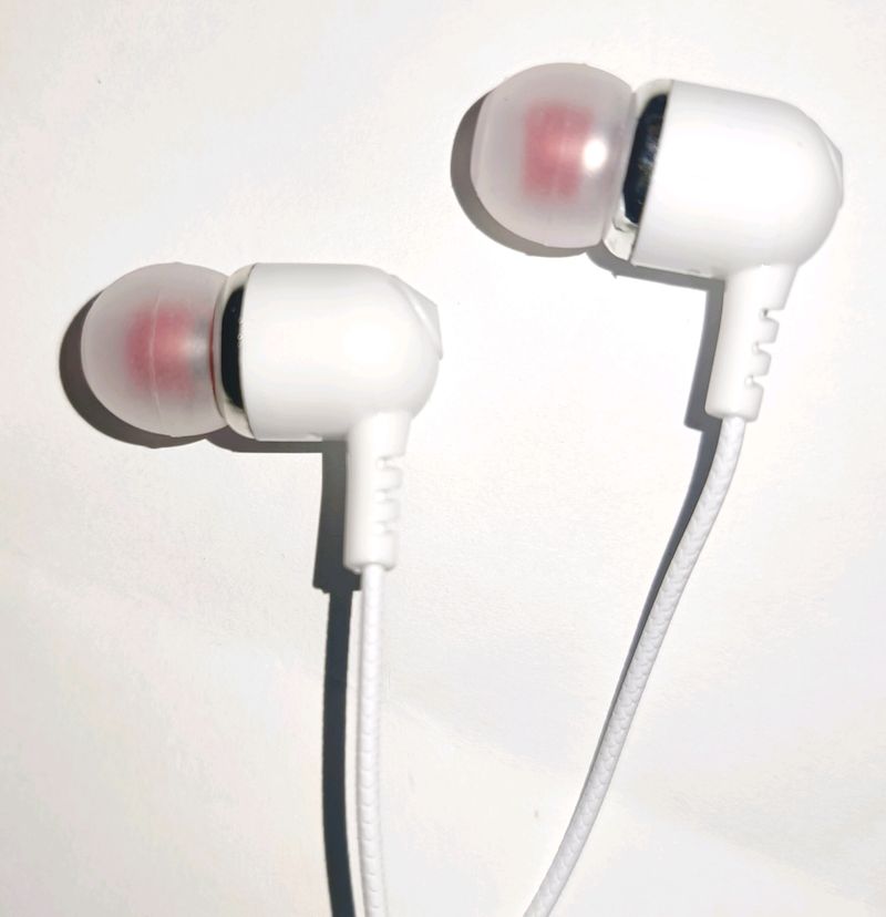 Boat Copy Nirvana R80 Wired Earphone With Surprise