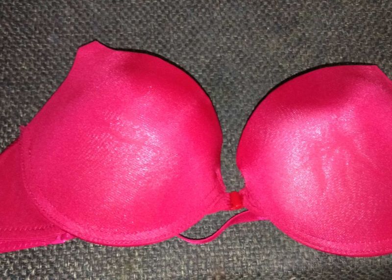Women&#39;s Padded BRA Without Shoulder Straps