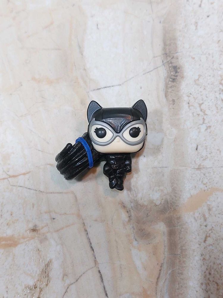 Catwoman Kinder Funko Pop