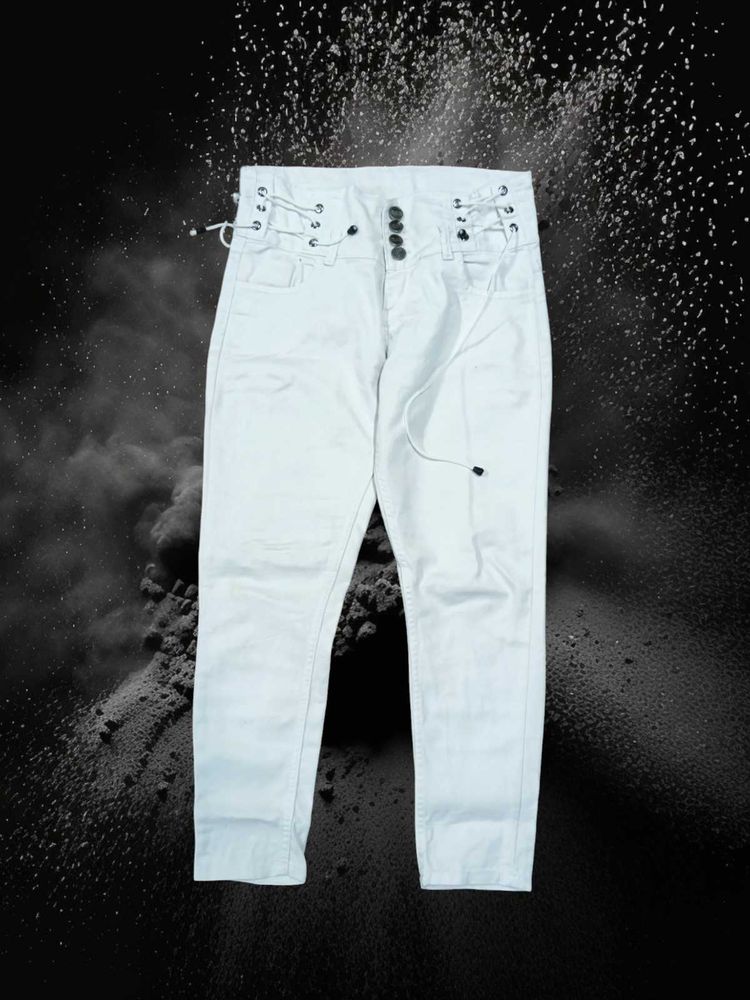 JK-17 Size-32 (Sale) Latest Ladies high waist Jean