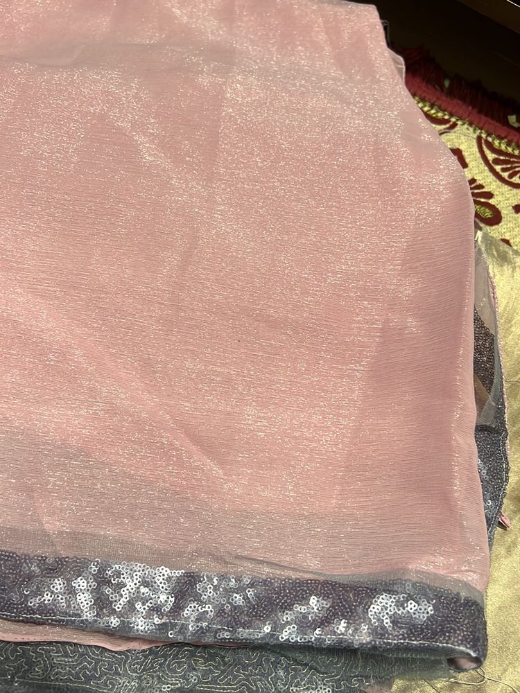 Elegant Pink Saree🦢
