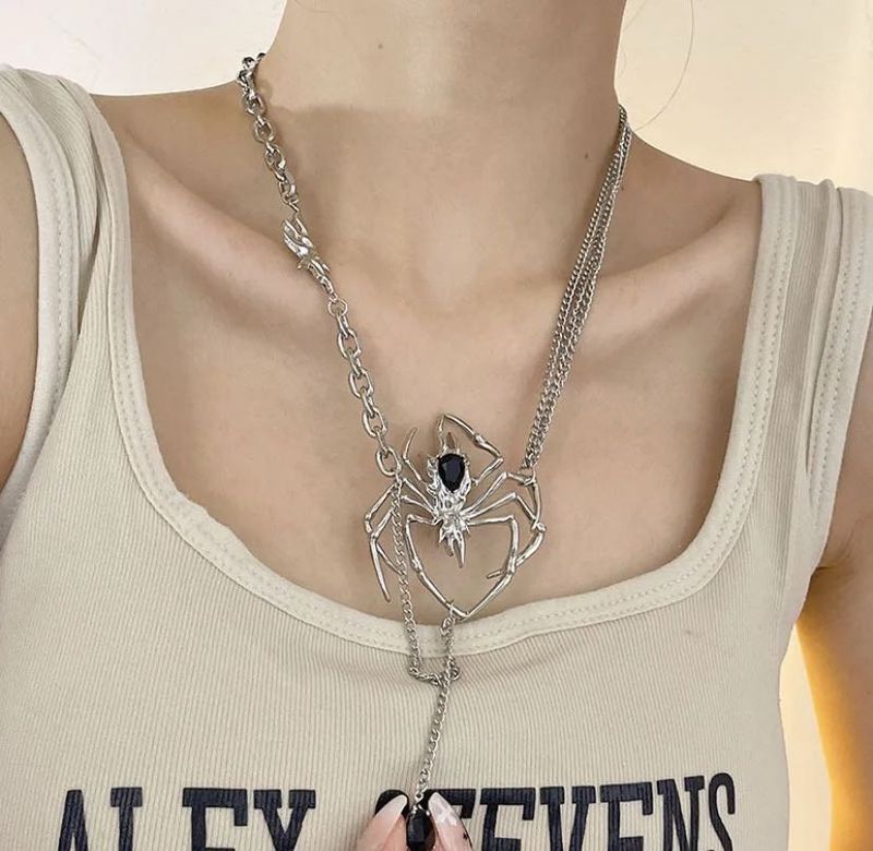 Y2k Spider Detailed Necklace