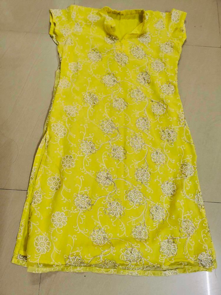 Beautiful Georgette Kurta Set With Sequin Work