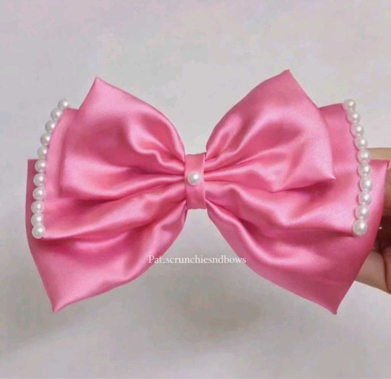 Pearl Embellished Hair Bow (pack of 1)