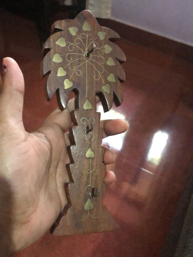 Wooden Tree Key Holder