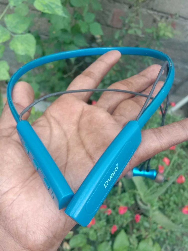Dvaro Wireless Neckband (Type-C Charging)