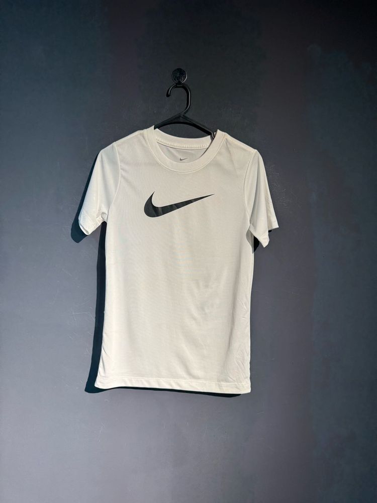 Nike Dri-FIT T-Shirt - White