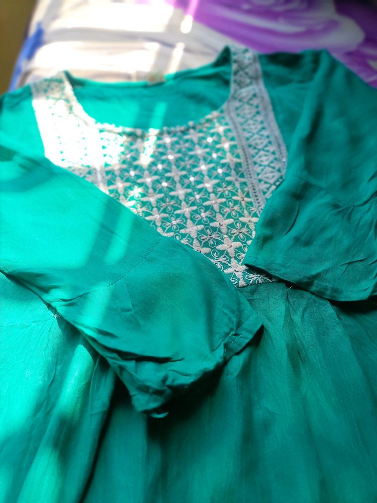 Long Kirti With Plain Pant