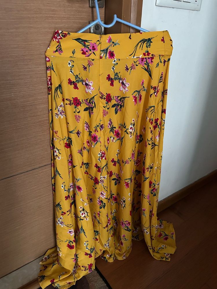 Unused Floral Skirt