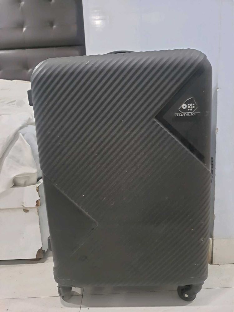 Kamiliant Hard Shell Luggage