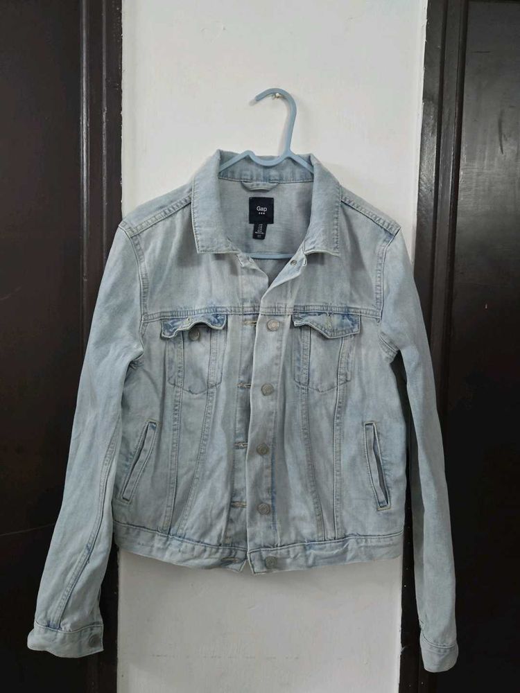 GAP Denim Jacket - Light Wash size M
