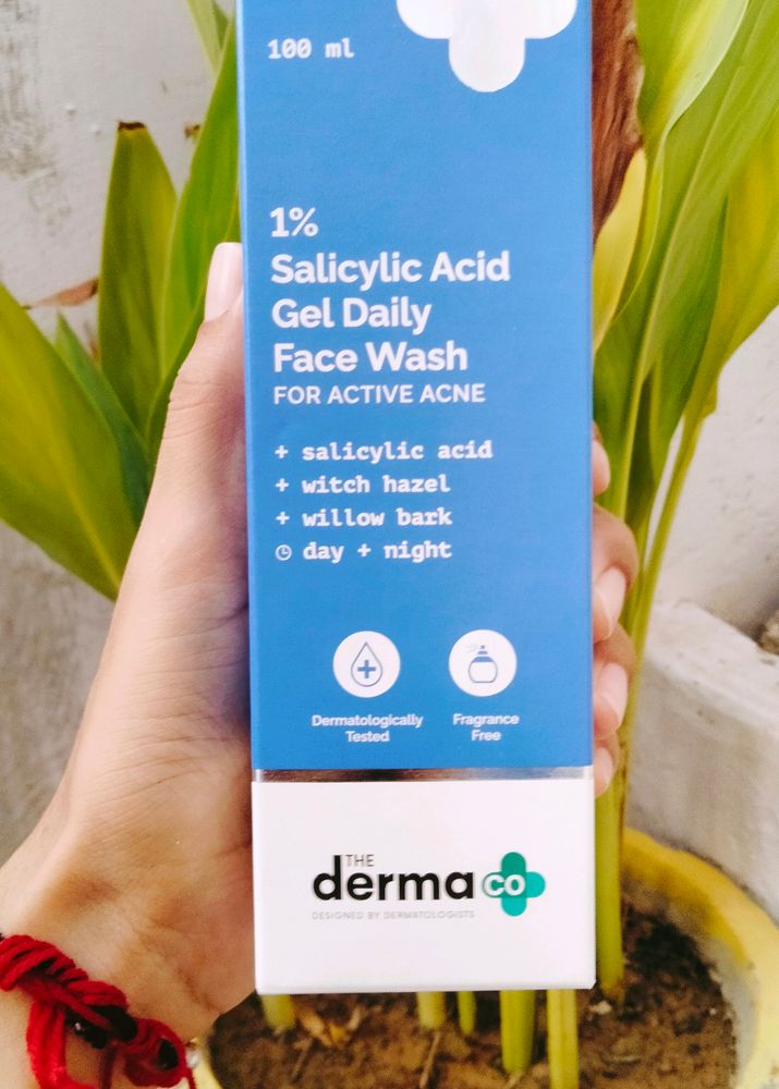 The Derma Co 1% Salicylic Acid Gel Face Wash with
