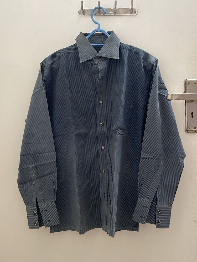 Men&#39;s Casual Blue Shirt