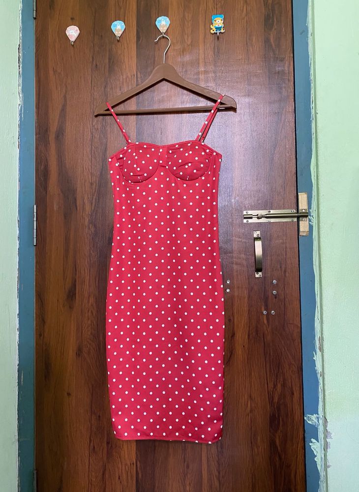 Red polka dot midi dress with Fitted Silhouette