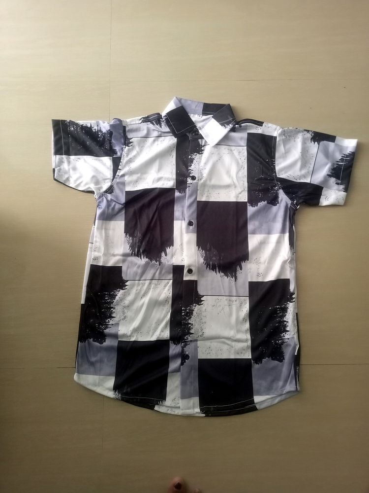 Black&amp; White Boys Shirt