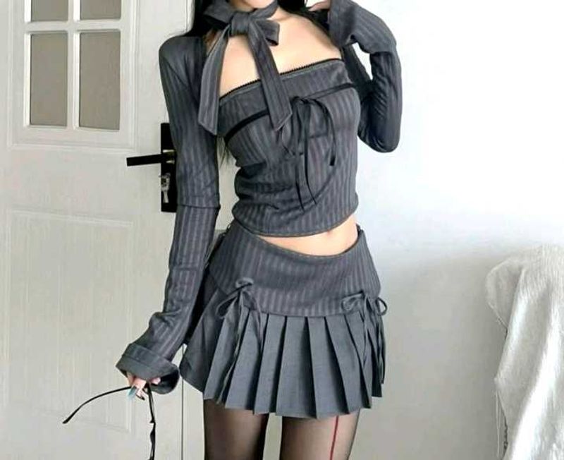y2k co ords set dress cute with pleated skirt 🌷😝