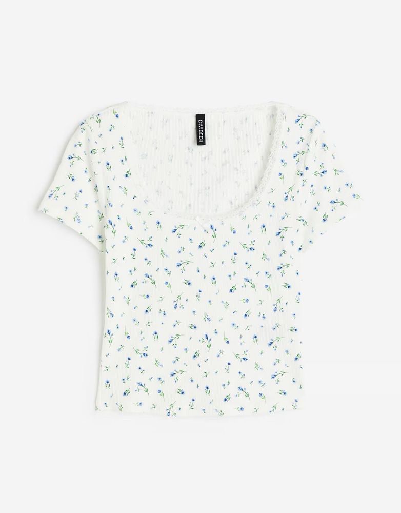 Floral Lace Trim Top