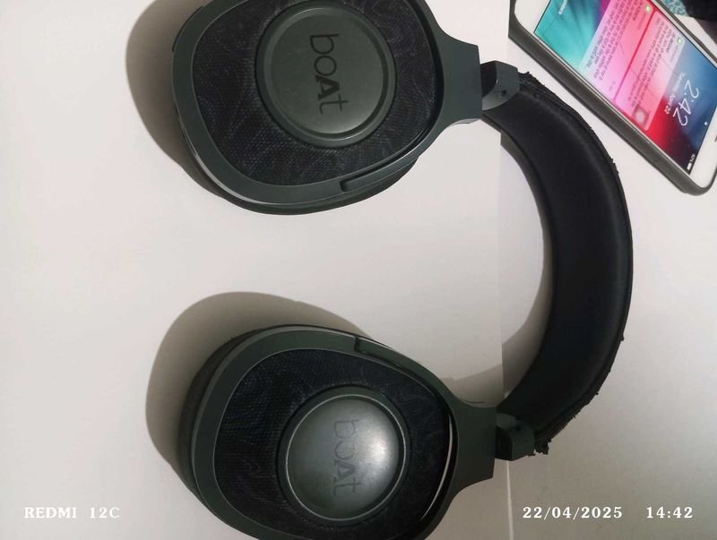 Boat Rokez 550 Headphone Sell Because I Need Money