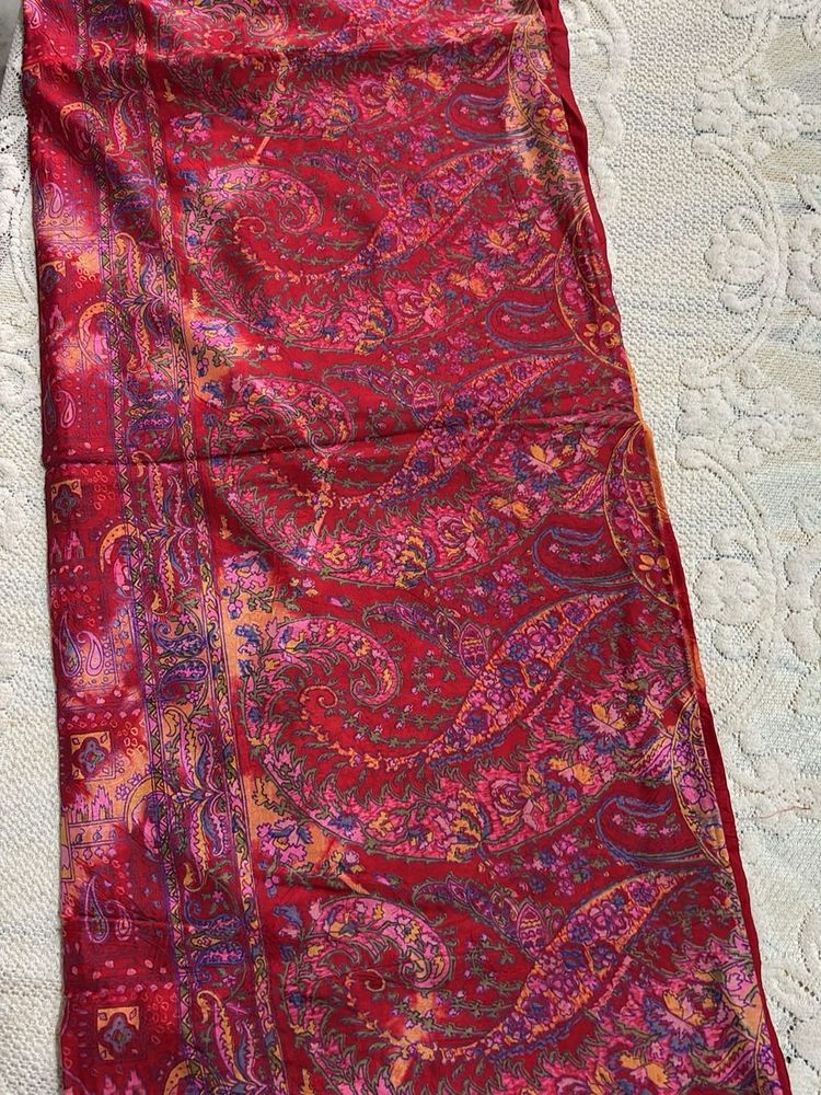 Red Paisley Print Saree