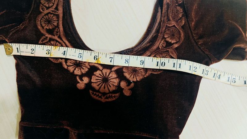 Velvet Blouse Chest 26