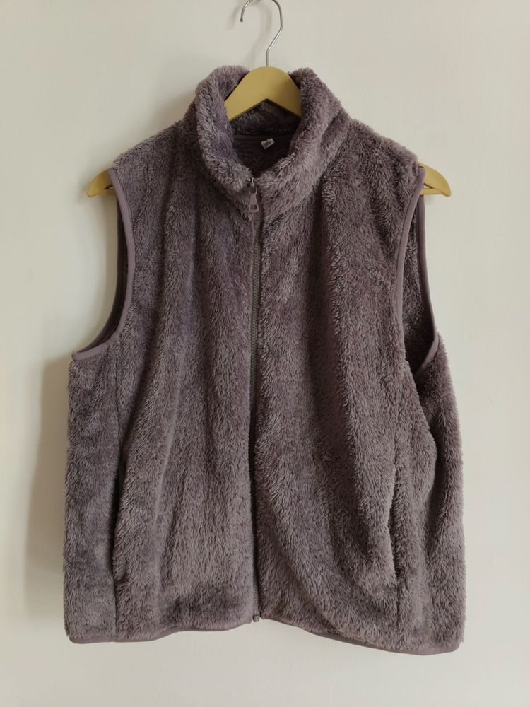 Fuzzy Fleece Vest - Cozy &amp; Warm