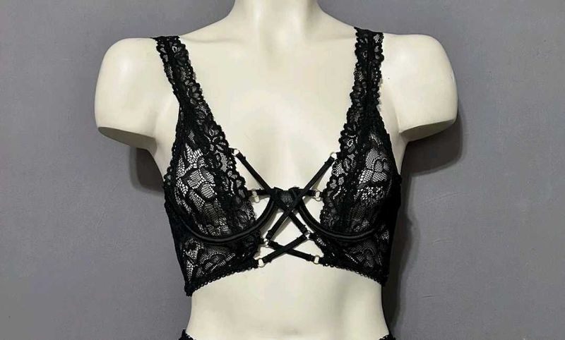 Frederick’s Of Hollywood Bra Black Lace
