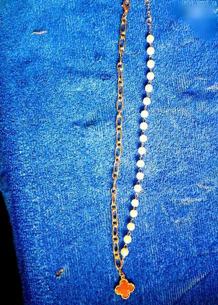 Clover Charm Pearl &amp; Chain Necklace
