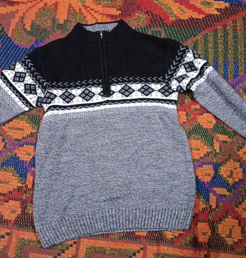Stylish Patterned Sweater