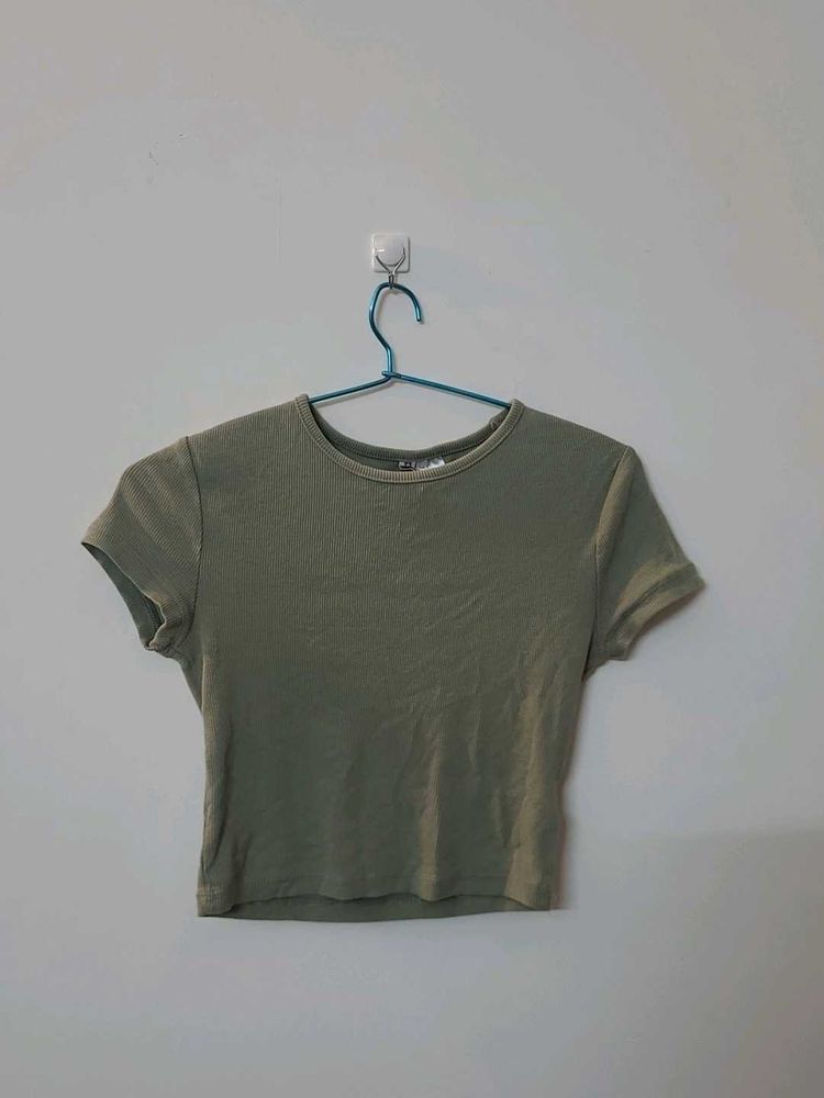 Olive Green Crop Top - Casual Style