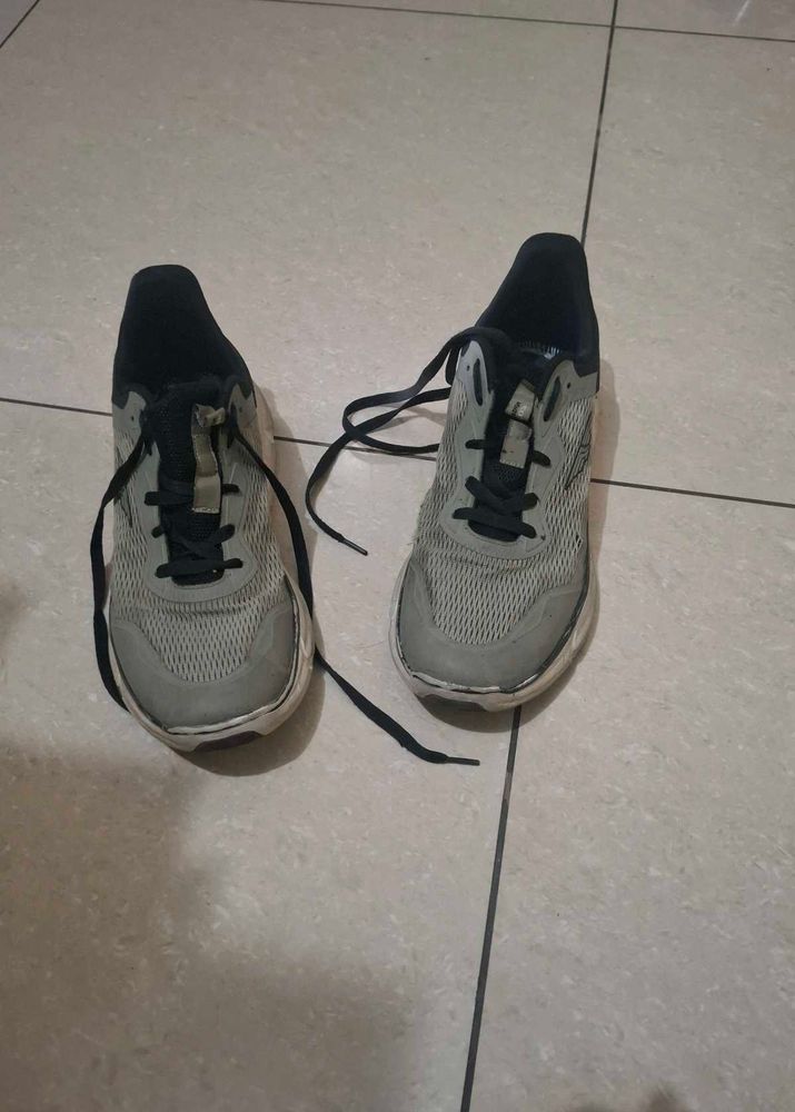 Redtape Athletic Sneakers