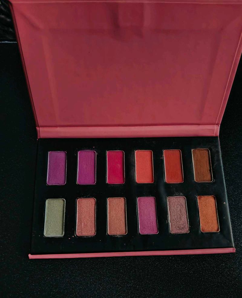 Eyeshadow Palette