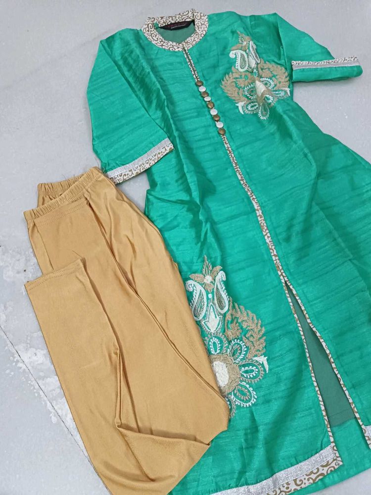 Festive Embroidery Kurta