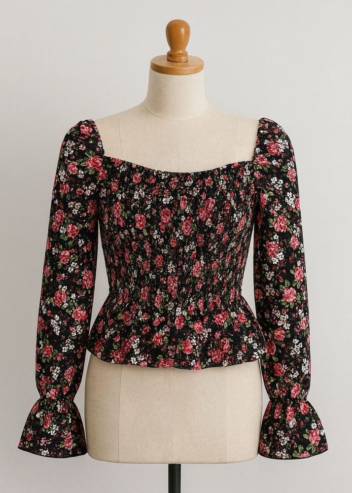 Floral Print Smocked Crop Top🌸