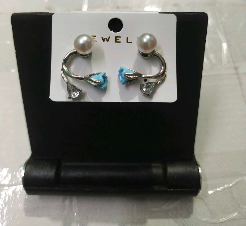 Pearl &amp; Flower Earrings