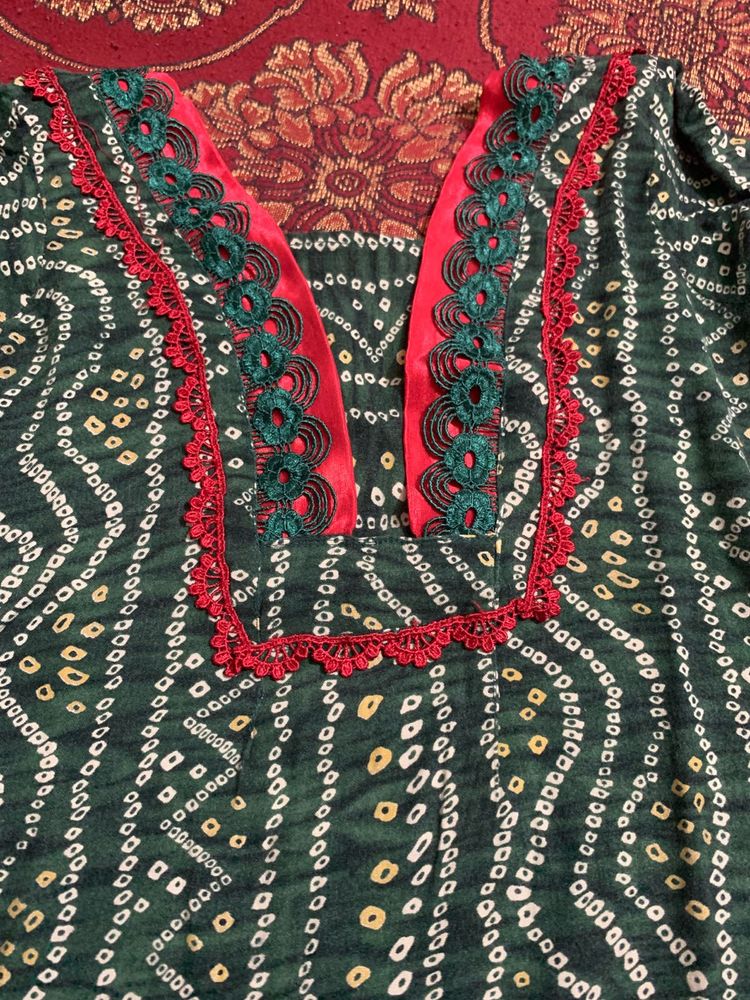 Beautiful Suit With Jhumke,clips Free