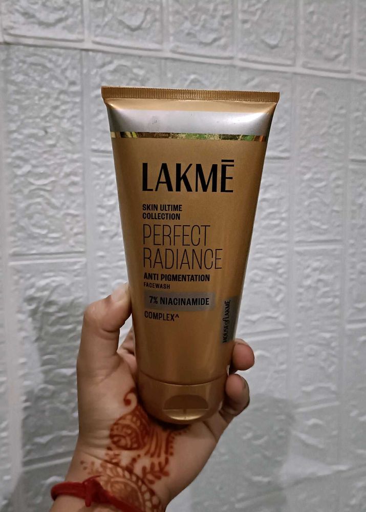 Lakme Perfect Radiance Face Wash