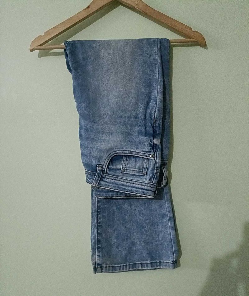 Mid-wash Blue Jeans