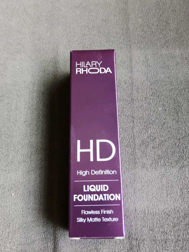 Hilary Rhoda High Definition Liquid Foundation