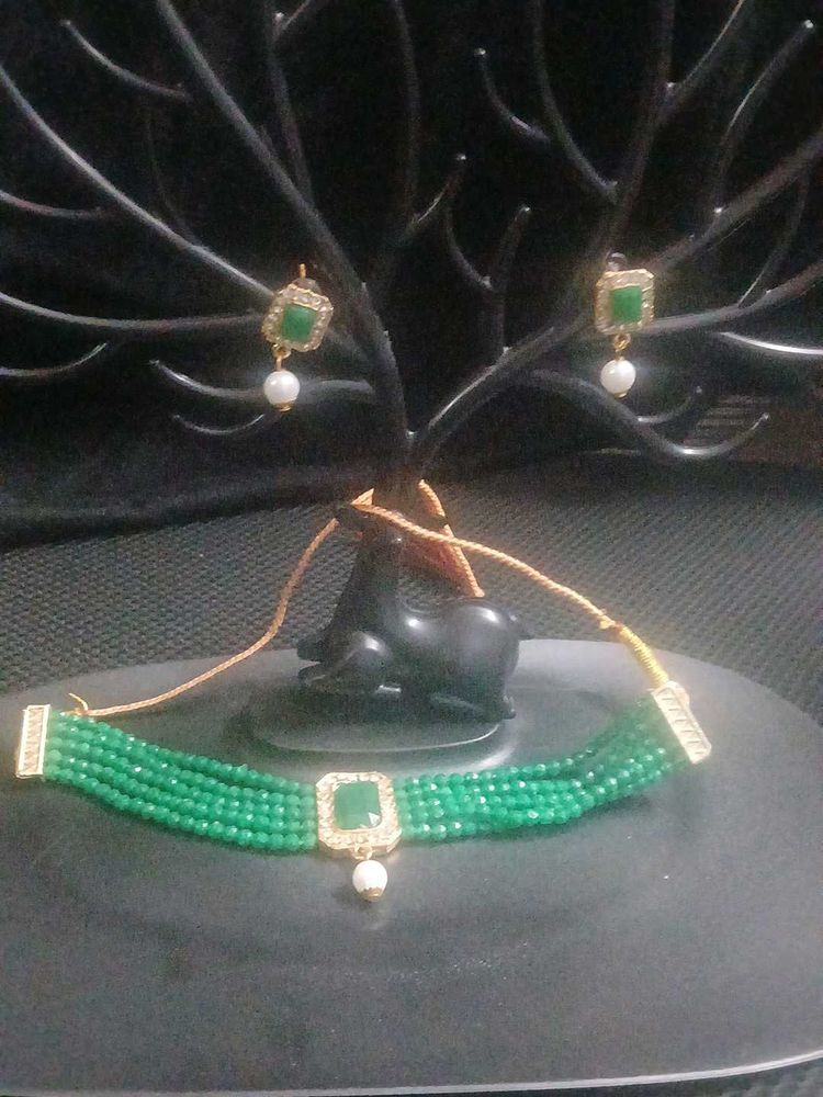 Choker Necklace