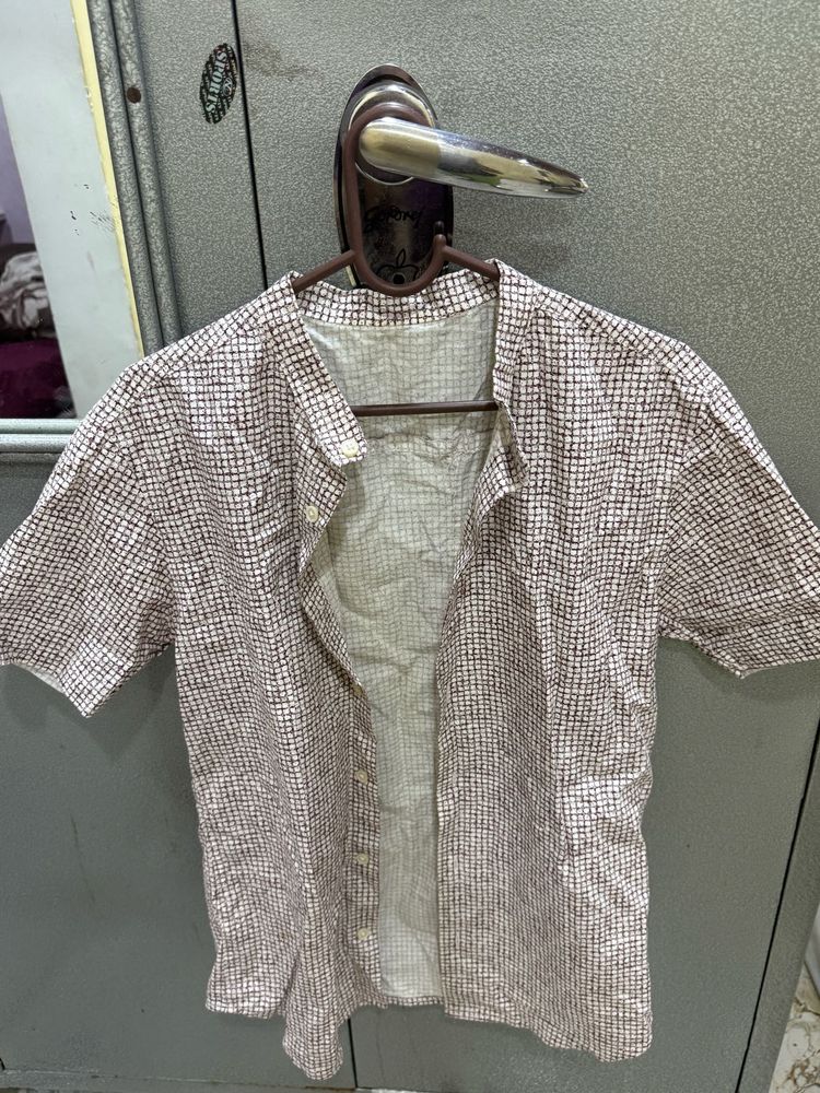 Patterned Short Sleeve Shirt