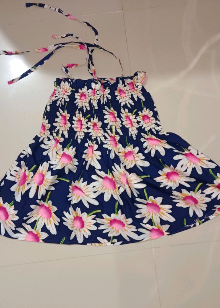 Blue Sleeveless Floral Tube Designed Top