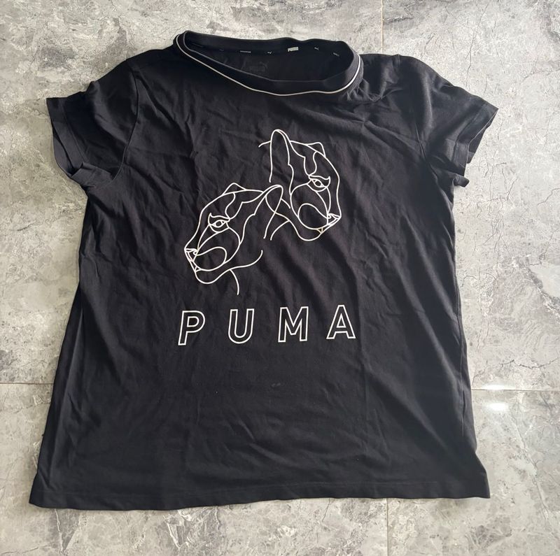 PUMA Black T-Shirt with Big Cat Outline Graphic