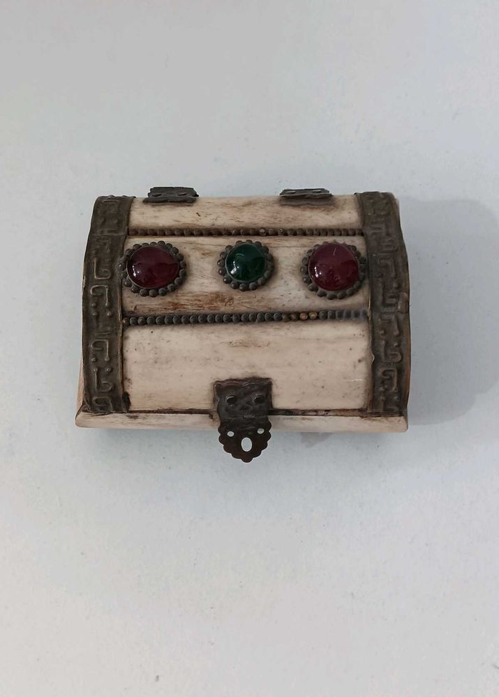 Vintage Trinket Box