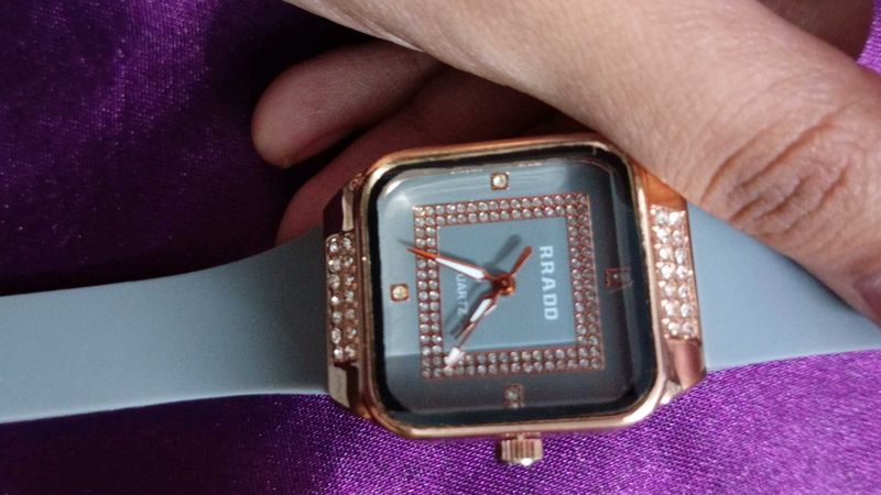 Stylish RRADDO Watch