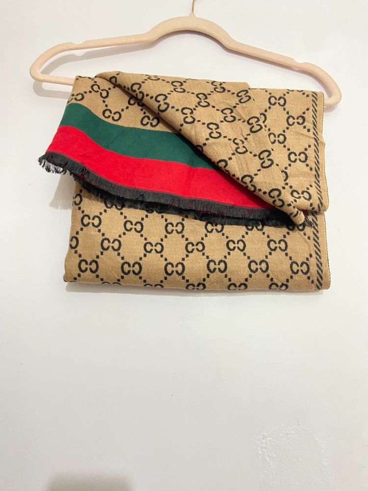 GUCCI Reversible Winter Stole