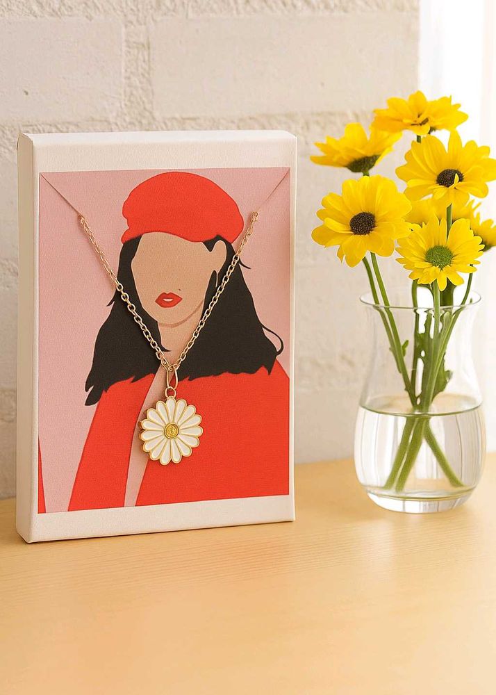 Daisy Pendant Necklace