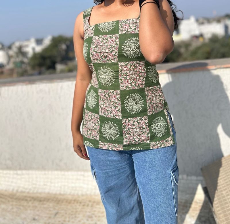 Green Printed Sleeveless Top