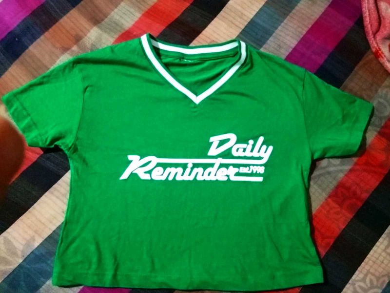 CROP TSHIRT 💚✨